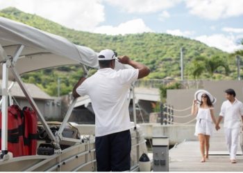Hire a boat for a whole day in Tenerife