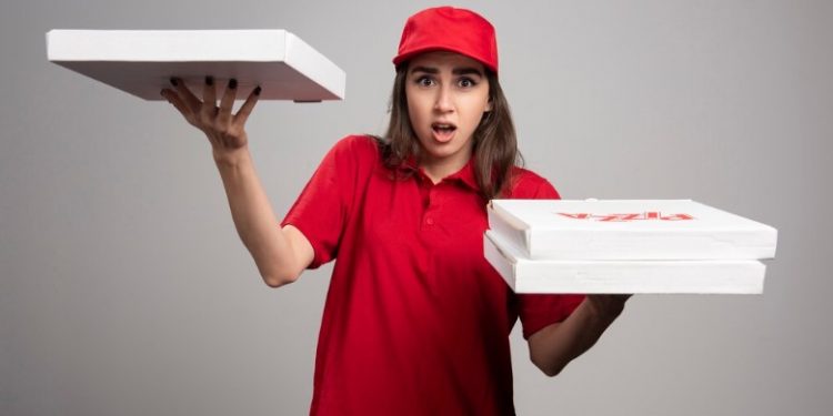 Branding your pizzeria with Customized Pizza Boxes!