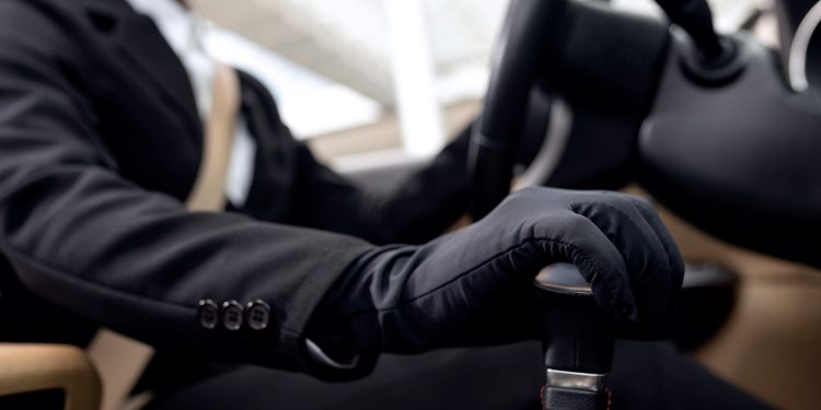 Convenient Shuttle Service Options to Airport