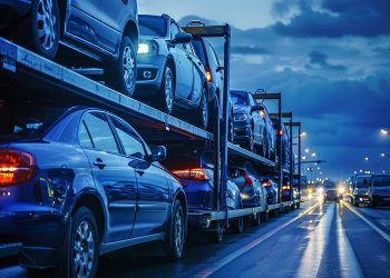 Get the best Auto Transport and Car Shipping Services in Oregon from a local car hauling company – Victor’s Transport LLC.