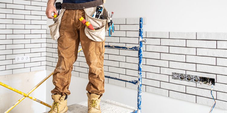 What qualities to look for in home remodeling professionals?