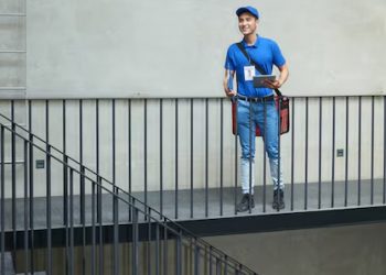Why Hiring a Professional Handrail Contractor in NYC Is Essential for Safety and Style