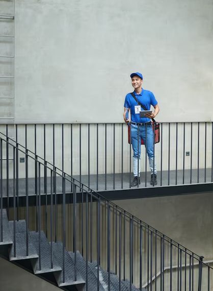 Why Hiring a Professional Handrail Contractor in NYC Is Essential for Safety and Style